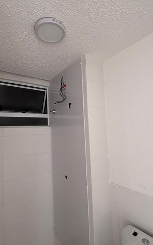 Apartamento à venda com 44m², 2 quartos e 1 vaga Apartamento à venda com 44m², 2 quartos e 1 vagaBanheiro