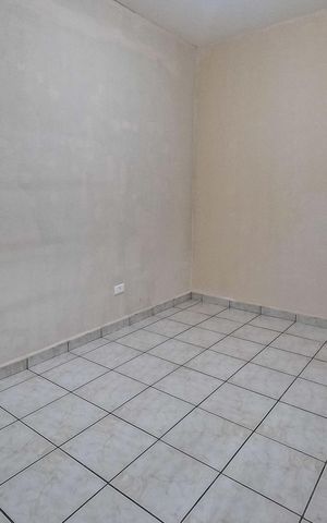 Casa para alugar com 56m², 2 quartos e 1 vaga