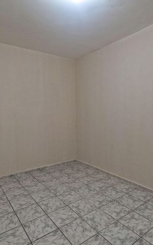 Casa para alugar com 56m², 2 quartos e 1 vaga