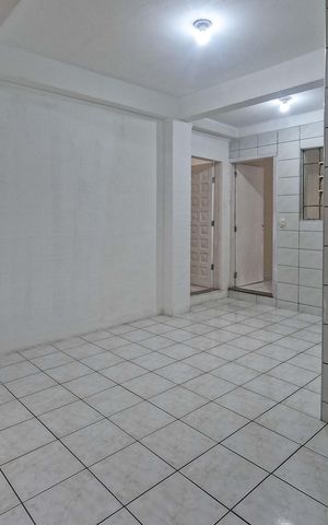 Casa para alugar com 56m², 2 quartos e 1 vaga