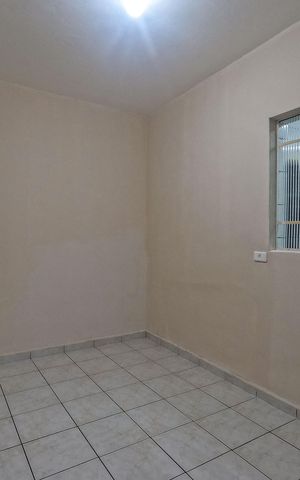 Casa para alugar com 56m², 2 quartos e 1 vaga
