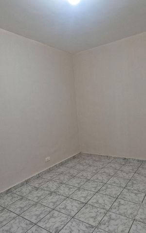 Casa para alugar com 56m², 2 quartos e 1 vaga