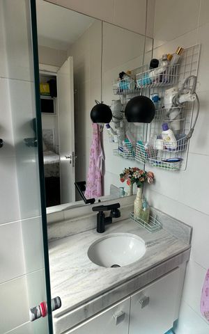 Apartamento à venda com 59m², 2 quartos e 1 vaga Apartamento à venda com 59m², 2 quartos e 1 vagaBanheiro da Suíte