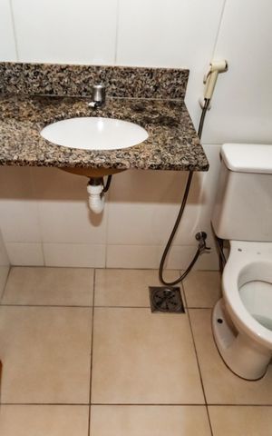 Apartamento à venda com 58m², 2 quartos e 1 vagaBanheiro do Quarto 2