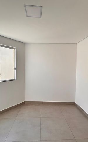 Casa à venda com 73m², 2 quartos e 1 vaga