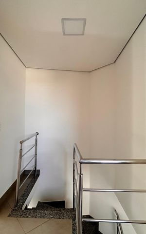 Casa à venda com 73m², 2 quartos e 1 vaga