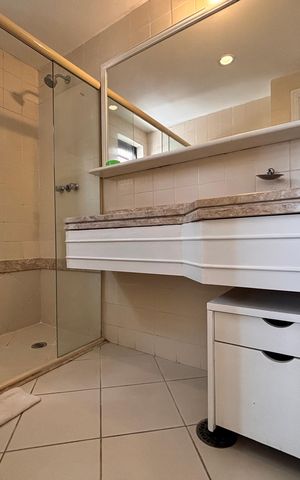 Apartamento para alugar com 57m², 1 quarto e 1 vaga Apartamento para alugar com 57m², 1 quarto e 1 vagaBanheiro da Suíte