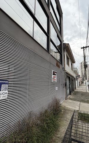 Studio para alugar com 38m², 1 quarto e sem vaga Studio para alugar com 38m², 1 quarto e sem vagaFachada