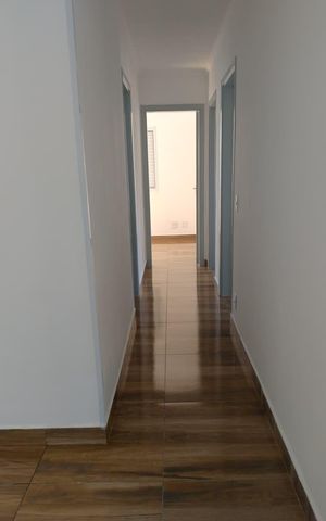Apartamento para alugar com 75m², 3 quartos e 1 vaga Apartamento para alugar com 75m², 3 quartos e 1 vagaCorredor