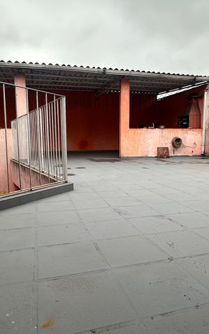 Casa à venda com 268m², 4 quartos e 4 vagas