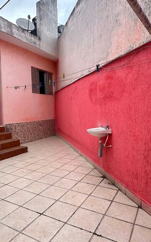 Casa à venda com 268m², 4 quartos e 4 vagas