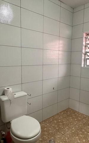 Casa à venda com 268m², 4 quartos e 4 vagas