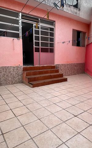 Casa à venda com 268m², 4 quartos e 4 vagas