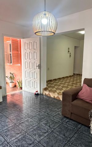 Casa à venda com 268m², 4 quartos e 4 vagas