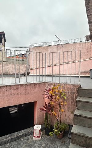 Casa à venda com 268m², 4 quartos e 4 vagas