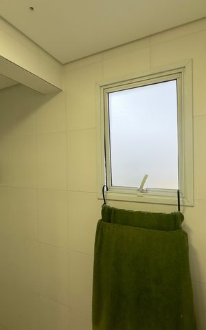 Apartamento à venda com 48m², 2 quartos e 1 vaga Apartamento à venda com 48m², 2 quartos e 1 vagaBanheiro