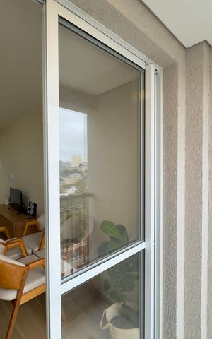 Apartamento à venda com 48m², 2 quartos e 1 vaga Apartamento à venda com 48m², 2 quartos e 1 vagaVaranda