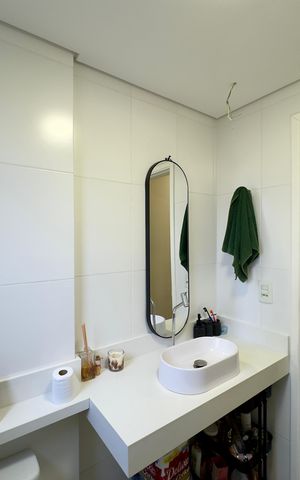 Apartamento à venda com 48m², 2 quartos e 1 vaga Apartamento à venda com 48m², 2 quartos e 1 vagaBanheiro