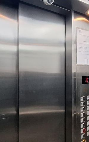 Apartamento à venda com 67m², 2 quartos e sem vaga Apartamento à venda com 67m², 2 quartos e sem vagaElevador