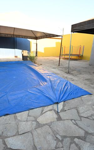 Casa à venda com 366m², 2 quartos e 3 vagas