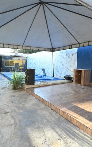 Casa à venda com 366m², 2 quartos e 3 vagas