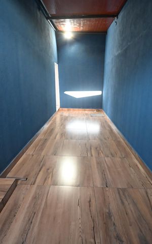 Casa à venda com 366m², 2 quartos e 3 vagas