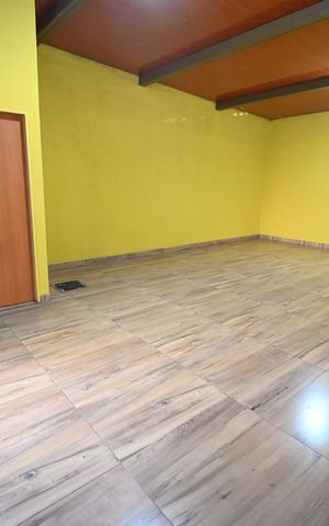 Casa à venda com 366m², 2 quartos e 3 vagas