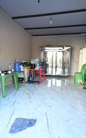 Casa à venda com 366m², 2 quartos e 3 vagas