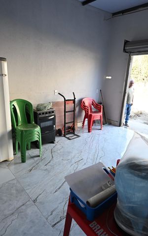 Casa à venda com 366m², 2 quartos e 3 vagas