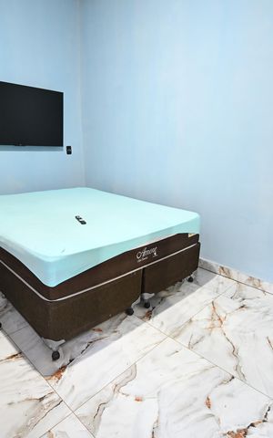 Casa à venda com 366m², 2 quartos e 3 vagas