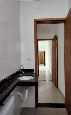 Apartamento para alugar com 100m², 2 quartos e 1 vaga Apartamento para alugar com 100m², 2 quartos e 1 vagaBanheiro da Suíte