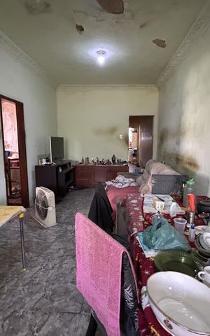 Casa à venda com 75m², 3 quartos e 2 vagasSala