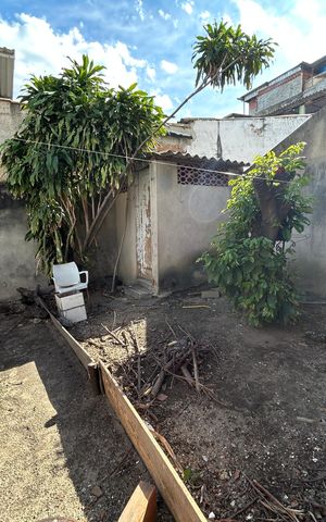 Casa à venda com 75m², 3 quartos e 2 vagasQuintal
