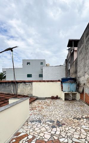 Casa à venda com 136m², 2 quartos e 2 vagas Casa à venda com 136m², 2 quartos e 2 vagasVaranda