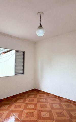 Casa à venda com 136m², 2 quartos e 2 vagas Casa à venda com 136m², 2 quartos e 2 vagasQuarto 1