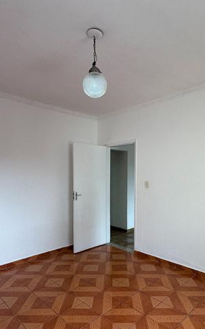 Casa à venda com 136m², 2 quartos e 2 vagas Casa à venda com 136m², 2 quartos e 2 vagasQuarto 1