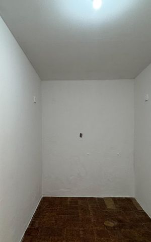 Casa à venda com 136m², 2 quartos e 2 vagas Casa à venda com 136m², 2 quartos e 2 vagasQuarto de Serviço