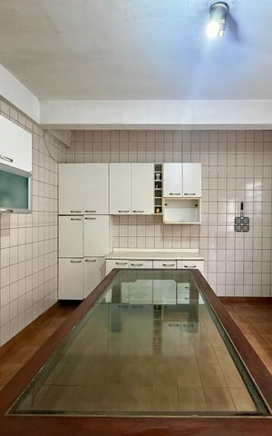 Casa à venda com 150m², 2 quartos e 3 vagas Casa à venda com 150m², 2 quartos e 3 vagasCozinha 2