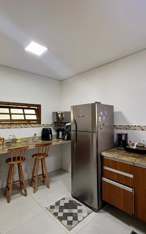 Casa à venda com 150m², 2 quartos e 3 vagas Casa à venda com 150m², 2 quartos e 3 vagasCozinha