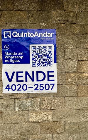 Casa à venda com 150m², 2 quartos e 3 vagas Casa à venda com 150m², 2 quartos e 3 vagasPlaca