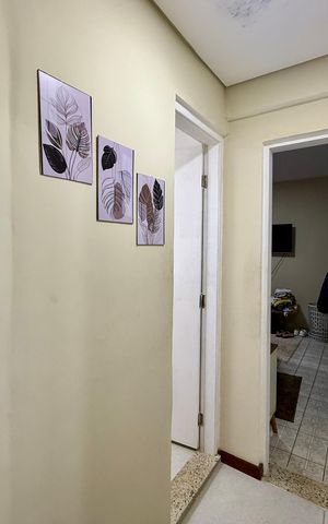 Casa à venda com 150m², 2 quartos e 3 vagas Casa à venda com 150m², 2 quartos e 3 vagas Corredor Suíte