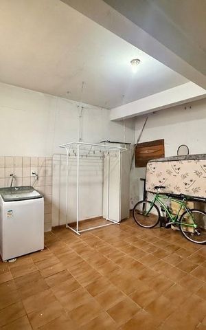 Casa à venda com 150m², 2 quartos e 3 vagas Casa à venda com 150m², 2 quartos e 3 vagasÁrea de Serviço