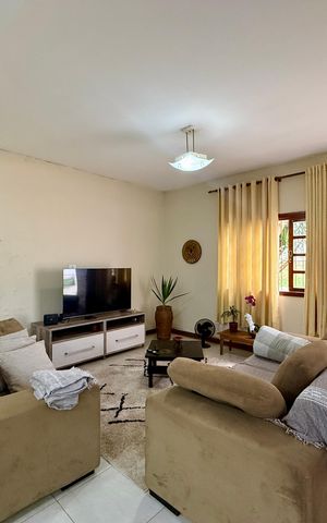 Casa à venda com 150m², 2 quartos e 3 vagas Casa à venda com 150m², 2 quartos e 3 vagasSala