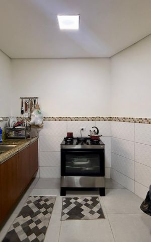 Casa à venda com 150m², 2 quartos e 3 vagas Casa à venda com 150m², 2 quartos e 3 vagasCozinha