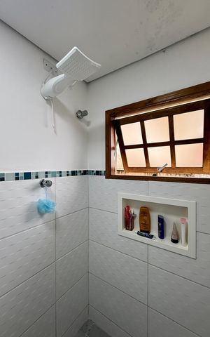 Casa à venda com 150m², 2 quartos e 3 vagas Casa à venda com 150m², 2 quartos e 3 vagasBanheiro Social