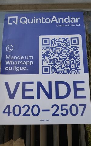 Casa à venda com 306m², 4 quartos e 2 vagasPlaca