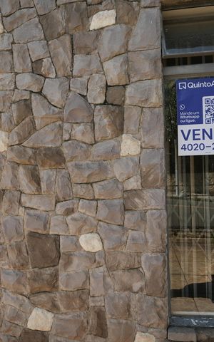 Casa à venda com 306m², 4 quartos e 2 vagasPlaca