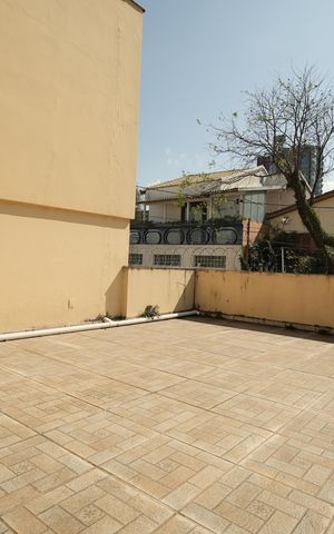 Casa à venda com 306m², 4 quartos e 2 vagasQuintal