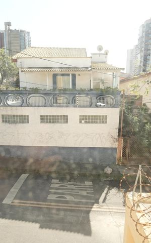 Casa à venda com 306m², 4 quartos e 2 vagasVista do quarto 3
