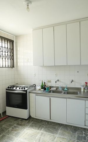 Casa à venda com 306m², 4 quartos e 2 vagasCozinha 2